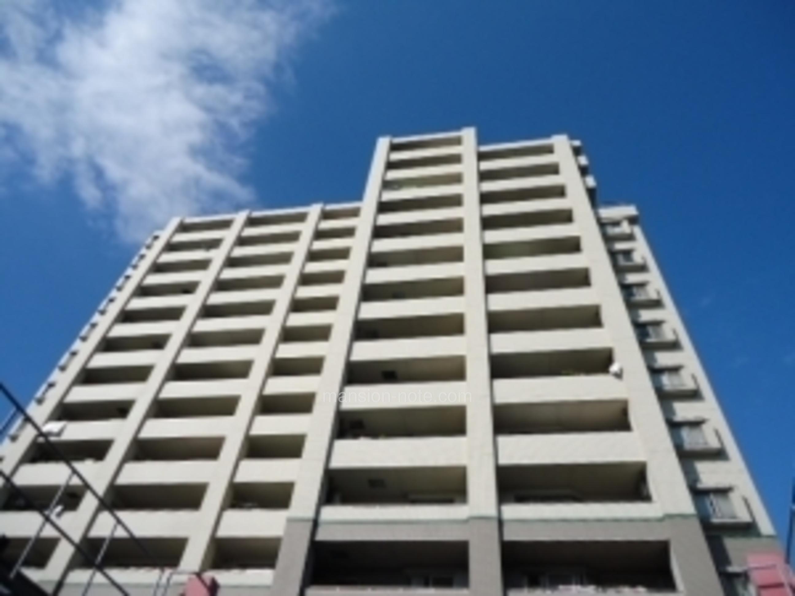 サーラ ステージ 古 出来 町