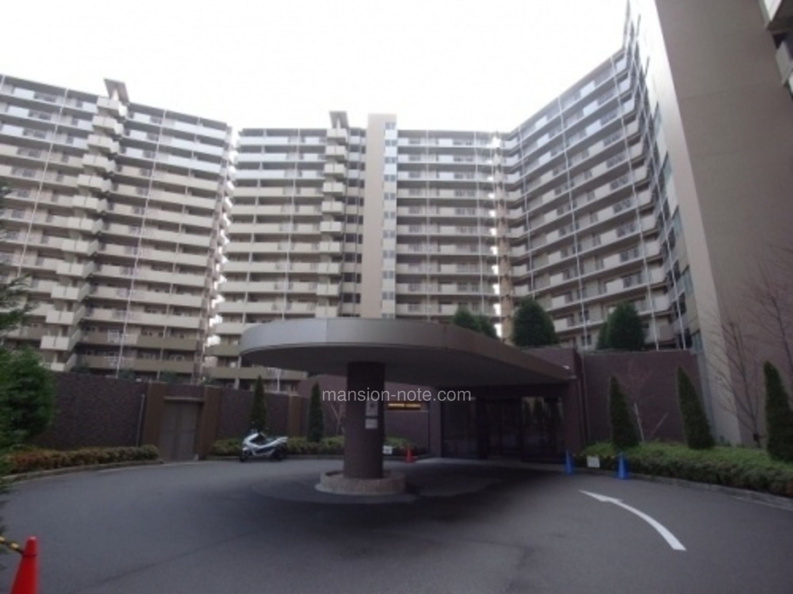 プレサンス ロジェ 西 神南