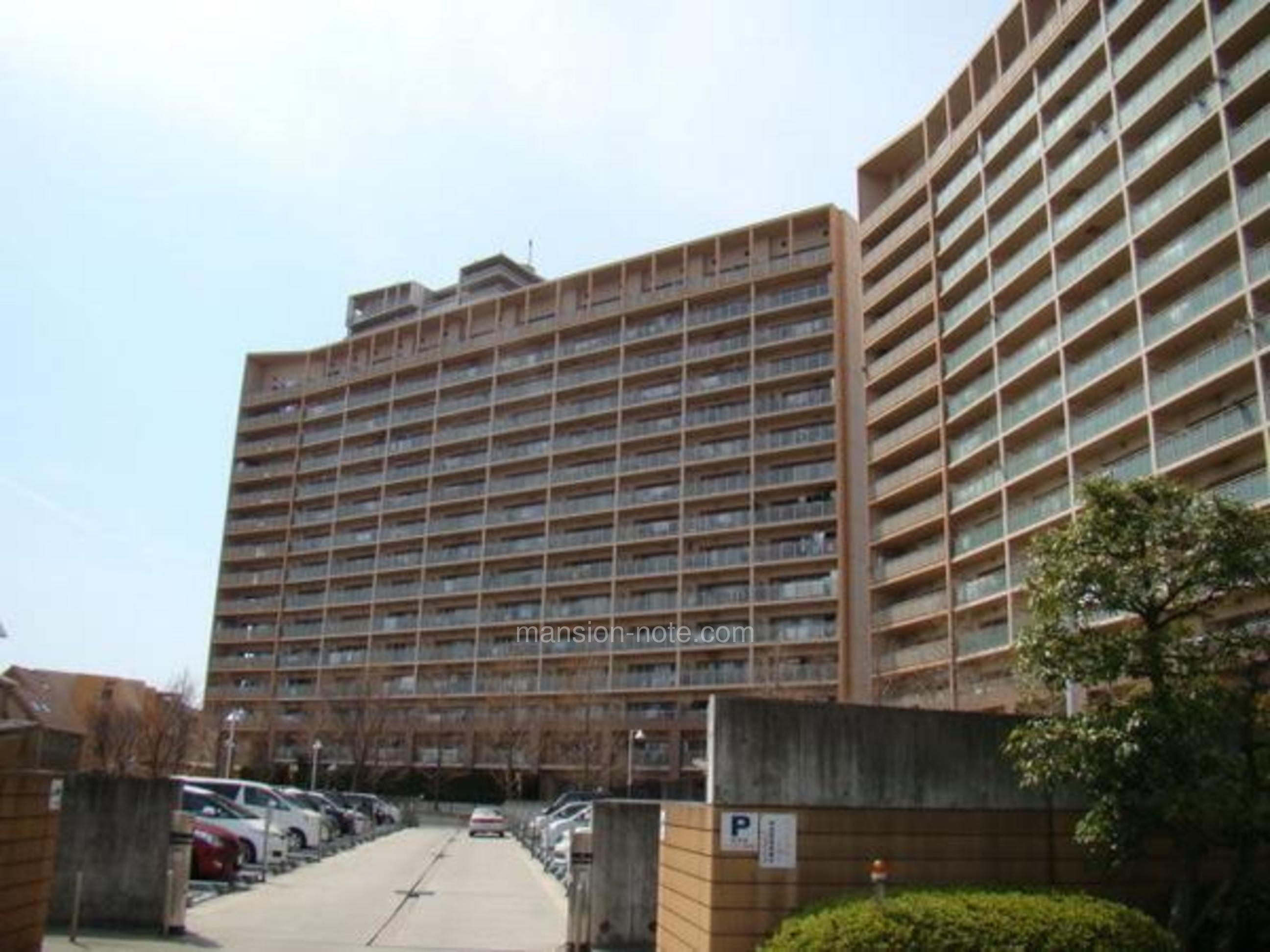 バーベキューなどが出来るせつびありシアタールームとかで 共用部分 設備の良い点 リバティパーク枚方 F棟 マンションノート