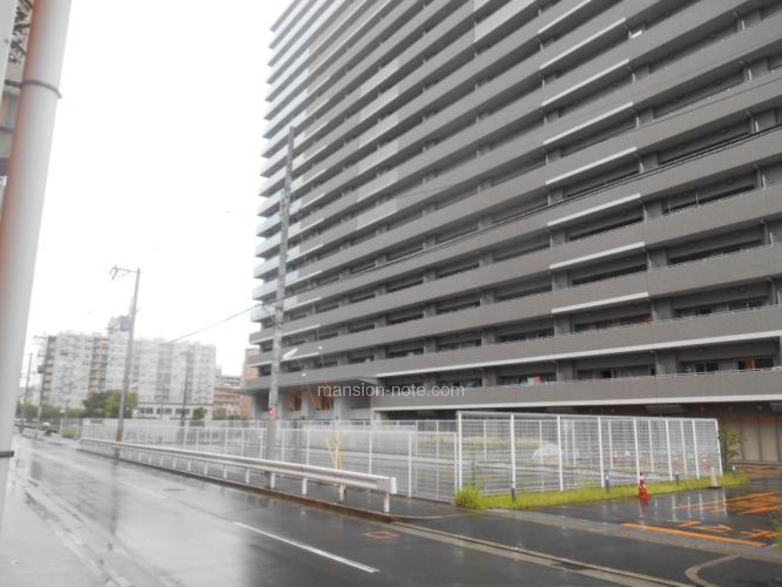 ローレル スクエア 八戸 ノ 里
