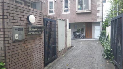 マンションノート 赤坂タワーレジデンストップオブザヒルの良い点 有名人も多いですが プライバシーに配慮できる住人がほと